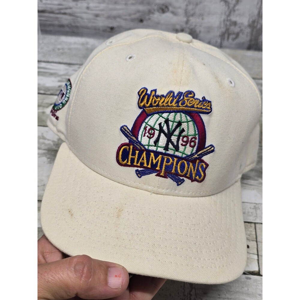 New Era PRO MODEL New York Yankees 1996 World Series Champions Hat Adjustable